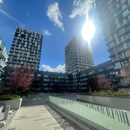 Apartmán The Ivory Tower With Free Parking